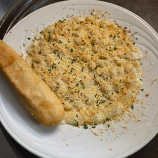 Mac N Cheese